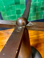 Tusquets Astrolabe 116 cm Iconisch Messing Onderstel tafel, Huis en Inrichting, Tafels | Eettafels, 100 tot 150 cm, Italia minotti flexform edra knoll vitra mangiarotti