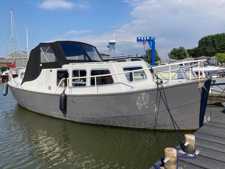 Aluminium (dubbel geklonken) sloep, Watersport en Boten, Sloepen, Gebruikt, 10 tot 30 pk, 6 meter of meer, Binnenboordmotor, Diesel