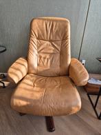 Lederen draaifauteuil met voetenbank, Huis en Inrichting, Fauteuils, Ophalen, Gebruikt, Minder dan 75 cm, Hout