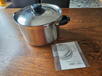 Zo Goed Als Nieuwe Soep/Stampot Pan "BK" beschikbaar voor biedingen