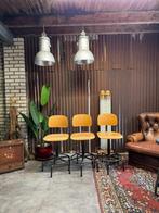 Vintage houten stoelen met stevig onderstelsel, Ophalen