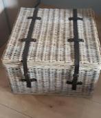 Grote mand ook als salontafel te gebruiken, Ophalen, Mand, Vierkant, Nieuw