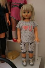 Mooie grote pop ,  +/- 73 cm.   G/1368.5, Verzamelen, Poppen, Verzenden, Gebruikt, Pop