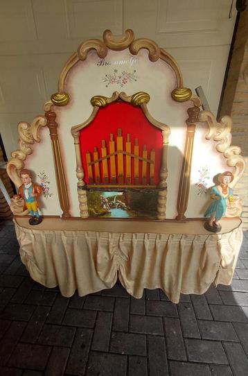 Draaiorgel Brammetje, elektrisch, handbediend + muziekboeken beschikbaar voor biedingen