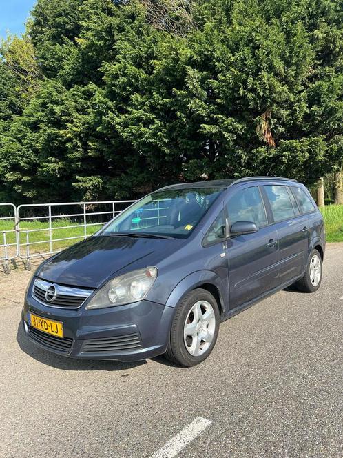 Opel Zafira 1.9 Cdti 7 personen trekhaak Airco zuinig NAP, Auto's, Opel, Bedrijf, Te koop, Zafira, ABS, Airbags, Airconditioning
