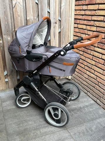 Mutsy Evo Urban Nomad Combiwagen beschikbaar voor biedingen