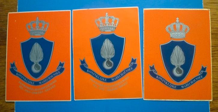 Zeven keer Koninklijke Marechaussee - KMAR, Verzamelen, Militaria | Algemeen, Overige soorten, Overige typen, Nederland, Ophalen of Verzenden