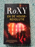 Roxy en de House Revolutie - Job de Wit, Boeken, Ophalen of Verzenden, Gelezen, Genre of Stijl