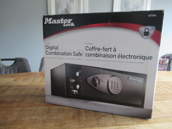 NIEUW Master Lock X075ML Veiligheidskluis L 22 Liter Kluis, Huis en Inrichting, Brandblussers en Brandkasten, Nieuw, Brandkast