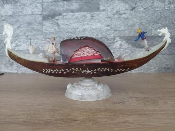 Vintage Italiaanse bakelieten/ gondel muziek doos Venetië, Antiek en Kunst, Curiosa en Brocante, Ophalen of Verzenden