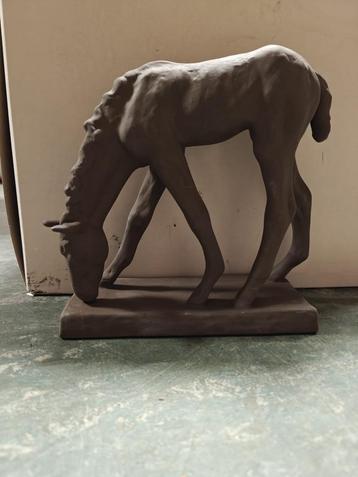 Majolika Karlsruhe paard Modell 4563 beschikbaar voor biedingen