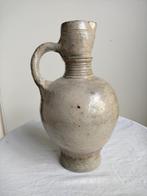 kruik, Bouffioulx, Siegburg, bodemvondst steengoed, 17e eeuw, Antiek en Kunst, Antiek | Keramiek en Aardewerk, Ophalen of Verzenden