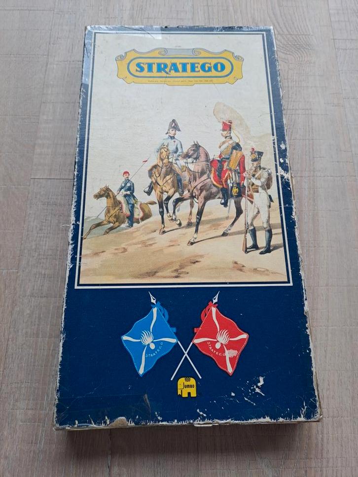 Stratego Bordspel - Klassieker!, Hobby en Vrije tijd, Gezelschapsspellen | Bordspellen, Gebruikt, Een of twee spelers, Ophalen of Verzenden