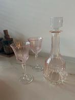 Karaf met 11 a 12 Wijnglazen - Elegant Servies, Antiek en Kunst, Antiek | Glas en Kristal, Ophalen