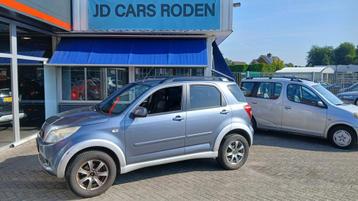 Daihatsu Terios 1.5-16v 4X4 ! Leer! Ac! Luxe! beschikbaar voor biedingen