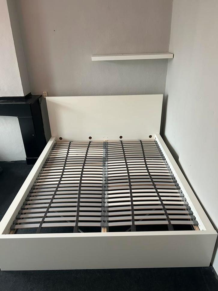 Ikea MALM tweepersoonsbed, 160x200cm, Huis en Inrichting, Slaapkamer | Bedden, Zo goed als nieuw, Tweepersoons, 160 cm, Hout, Wit