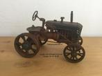 Traktor van metaal roestkleur erg mooi voor decoratie, Hobby en Vrije tijd, Modelbouw | Overige, Ophalen of Verzenden, Nieuw, 1:50 tot 1:144
