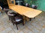 Eethoek met houten uitschuifbare tafel en leren stoelen, Ophalen