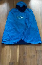 NYRR Hardloop Poncho - Nieuw!, Sport en Fitness, Loopsport en Atletiek, Overige merken, Nieuw, Ophalen of Verzenden, Kleding