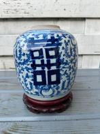 Antieke Chinese Porseleinen Gemberpot met stand, Antiek en Kunst, Ophalen of Verzenden