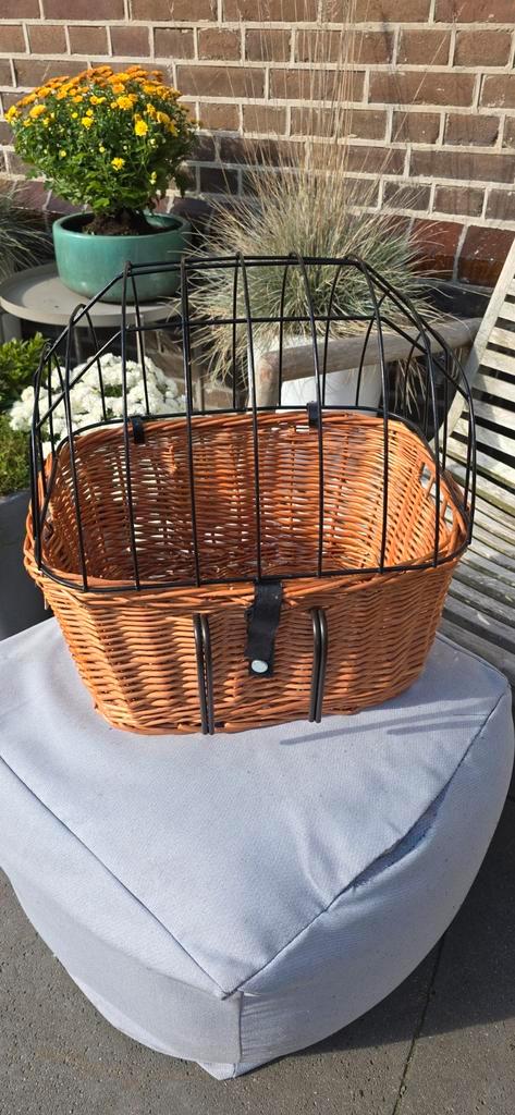 Beeztees Fietsmand Hond/Pup - Nieuw, Fietsen en Brommers, Fietsaccessoires | Fietsmanden, Zo goed als nieuw, Fietsmand, Stuurbevestiging