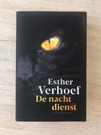 Esther Verhoef - De Nachtdienst - zgan, Boeken, Thrillers, Ophalen of Verzenden, Zo goed als nieuw, Nederland, Esther Verhoef