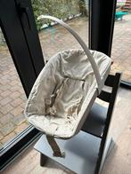 Stokke newborn set met speelgoed boog, Kinderen en Baby's, Kinderstoelen, Overige typen, Gebruikt, Ophalen of Verzenden