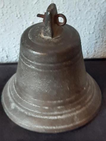Koperen? scheeps/winkelbel  nr 18 brons,messing?patina beschikbaar voor biedingen
