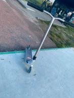 CUSTOM stuntstep, Fietsen en Brommers, Steps, Ophalen of Verzenden, Zo goed als nieuw, Gewone step