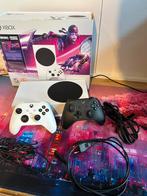 Xbox series s 512gb ssd met 2 controllers, Ophalen of Verzenden, Zo goed als nieuw