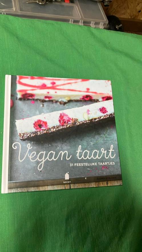 Audrey Fitzjohn - Vegan taart, Boeken, Kookboeken, Zo goed als nieuw, Ophalen of Verzenden