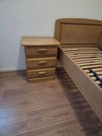 Eiken seniorenbed met verstelbare bedbodem en nachtkastje, Huis en Inrichting, Slaapkamer | Bedden, Ophalen, Verstelbaar, 90 cm