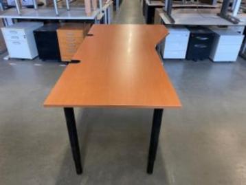 Hoekbureau met knop  220x110/80xH62-82 cm, 38 stuks - afbeelding 13