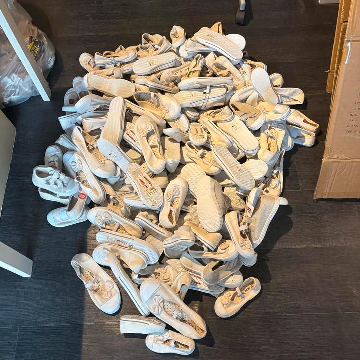 Grote partij van 77 paar kinderschoenen / ballerina’s, Kinderen en Baby's, Kinderkleding | Schoenen en Sokken, Gebruikt, Schoenen