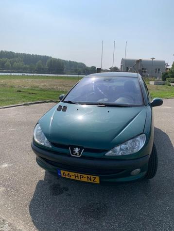 Peugeot 206 1.6 16V XT 5D 2001 Groen beschikbaar voor biedingen