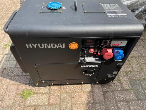Hyundai hhdd85 8500w aggregaat zgan !, Doe-het-zelf en Verbouw, Aggregaten, Zo goed als nieuw, Benzine, 5 tot 10 kVA, Elektrisch startend
