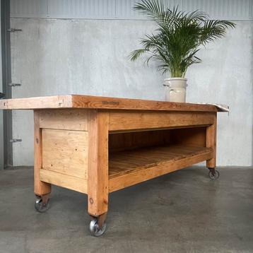 Oude houten toonbank, dressoir, vintage werkbank, keuken  beschikbaar voor biedingen