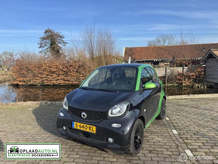 Smart fortwo greenflash prime 18 kWh| Pano | Leder | Camera, Auto's, Smart, Bedrijf, Te koop, ForTwo, ABS, Airbags, Airconditioning