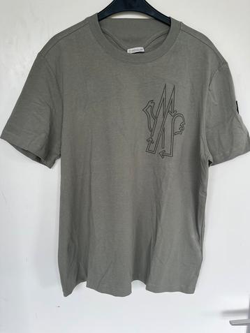 Moncler T-shirt Army Green Maat M NIEUW beschikbaar voor biedingen