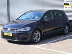 Volkswagen Golf 1.5 TSI Highline Business R|Virtual|Massage|, 65 €/maand, 4 cilinders, Alcantara, Zwart