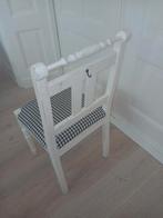 Brocante stoeltjes te koop, Huis en Inrichting, Stoelen, Ophalen, Gebruikt, Twee, Wit
