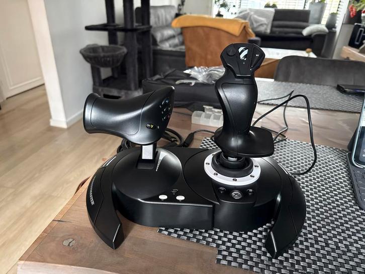 Thrustmaster T.Flight Hotas One Joystick - Xbox/PC, Computers en Software, Joysticks, Gebruikt, Ophalen