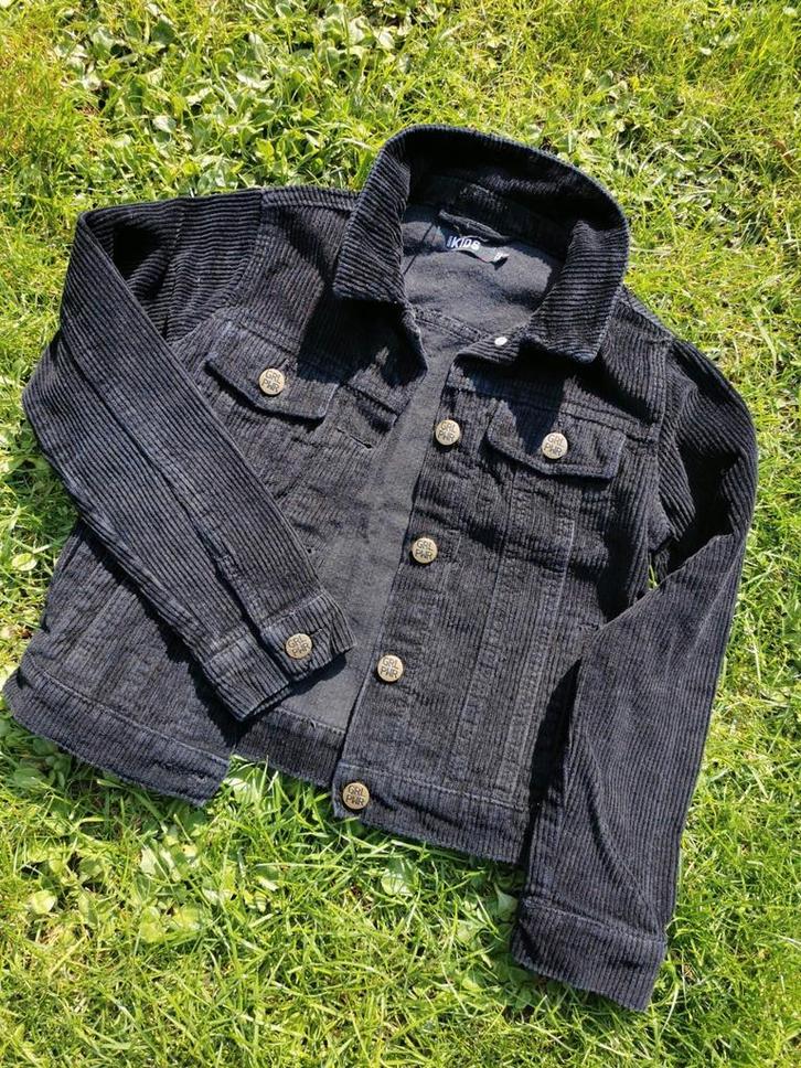 Europe kids zwart ribjasje mt134/140 meisje, Kinderen en Baby's, Kinderkleding | Maat 140, Zo goed als nieuw, Meisje, Jas, Ophalen of Verzenden