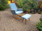 Nette deens of dutch design schommelstoel met voetenbankje, Huis en Inrichting, Stoelen, Ophalen, Vo, Vo, Zo goed als nieuw