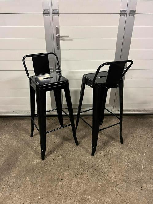 Partij 25 stuks Metalen Tolix krukken met rugleuning nieuw, Huis en Inrichting, Barkrukken, Zo goed als nieuw, 60 tot 90 cm, Metaal