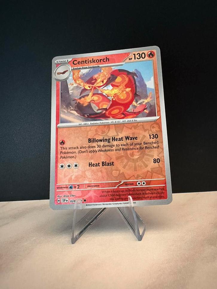 Centiskorch 028/191 Surging Sparkes - M, Hobby en Vrije tijd, Verzamelkaartspellen | Pokémon, Nieuw, Losse kaart, Ophalen of Verzenden