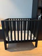 Babybox zwart 100x79x85 met matras en boxkleed, Ophalen, Zo goed als nieuw, Boxkleed