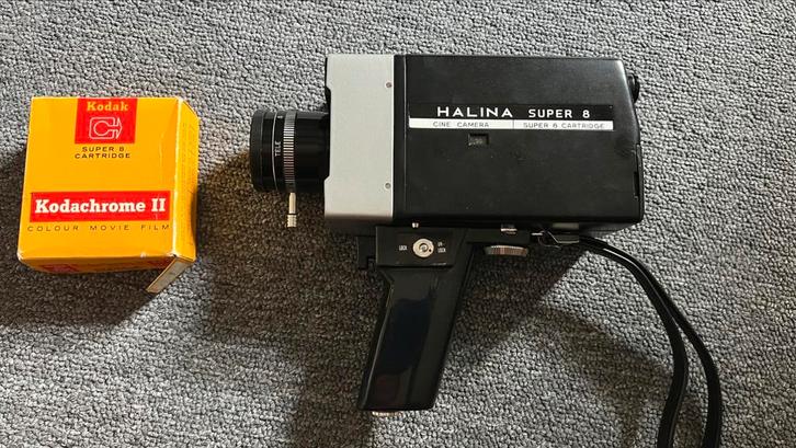 Filmcamera Halina super 8 zoom EE matic, Audio, Tv en Foto, Filmrollen, 8mm film, Ophalen of Verzenden