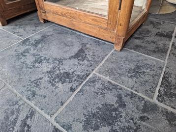 prachtige dallenvloer Castle Stone Black Antiek wildverband beschikbaar voor biedingen