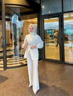 Stijlvolle Gebroken Wit Outfit - 5 Stuks, Kleding | Dames, Broeken en Pantalons, Wit, Ophalen of Verzenden, Driekwart, Nieuw